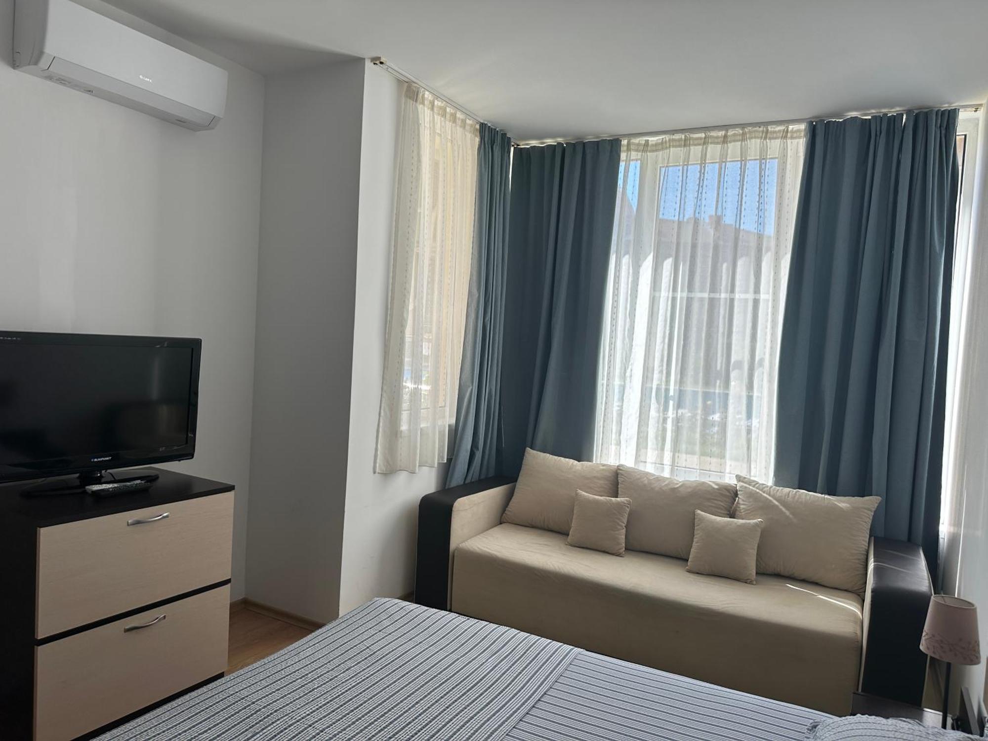 Oazis Cozy Beach Apartment Ravda Ngoại thất bức ảnh